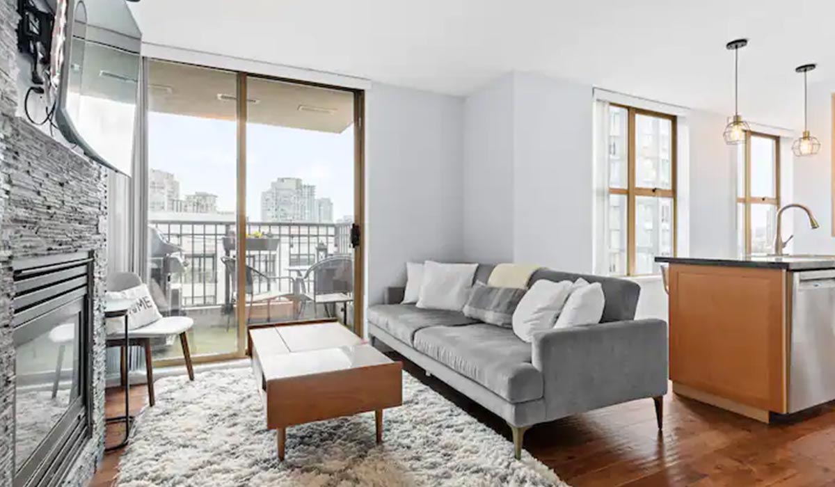 Vancouver ~ Condo